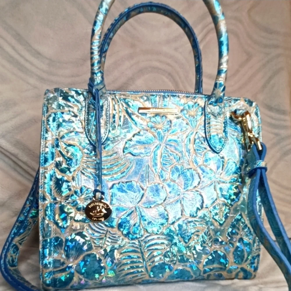 💙🔹️Brahmin 🔹️Small Caroline Serenity Sonic Genuine Leather Bag  (Pre-owned)
